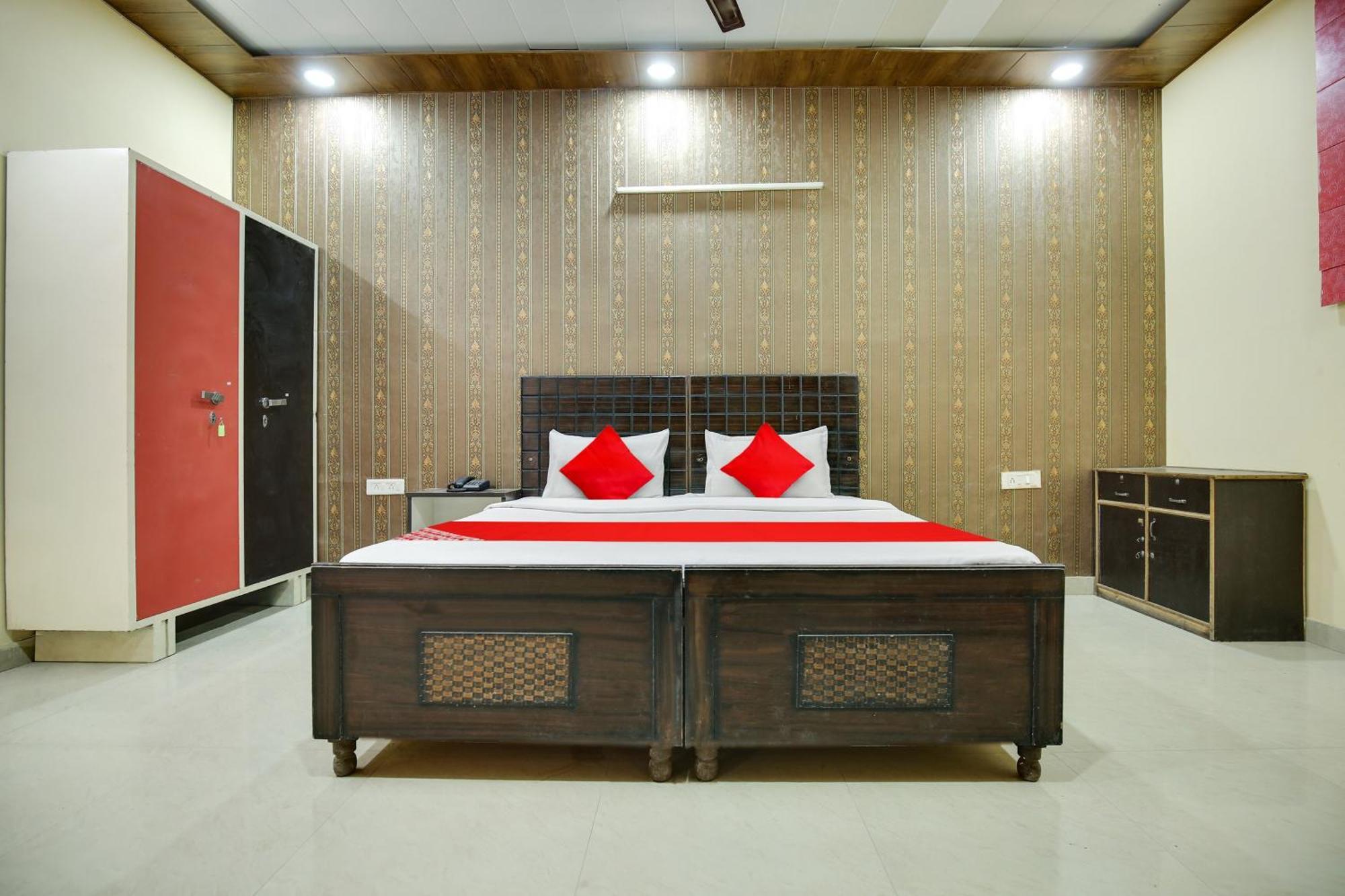 Hotel O Alpha Mohali Luaran gambar